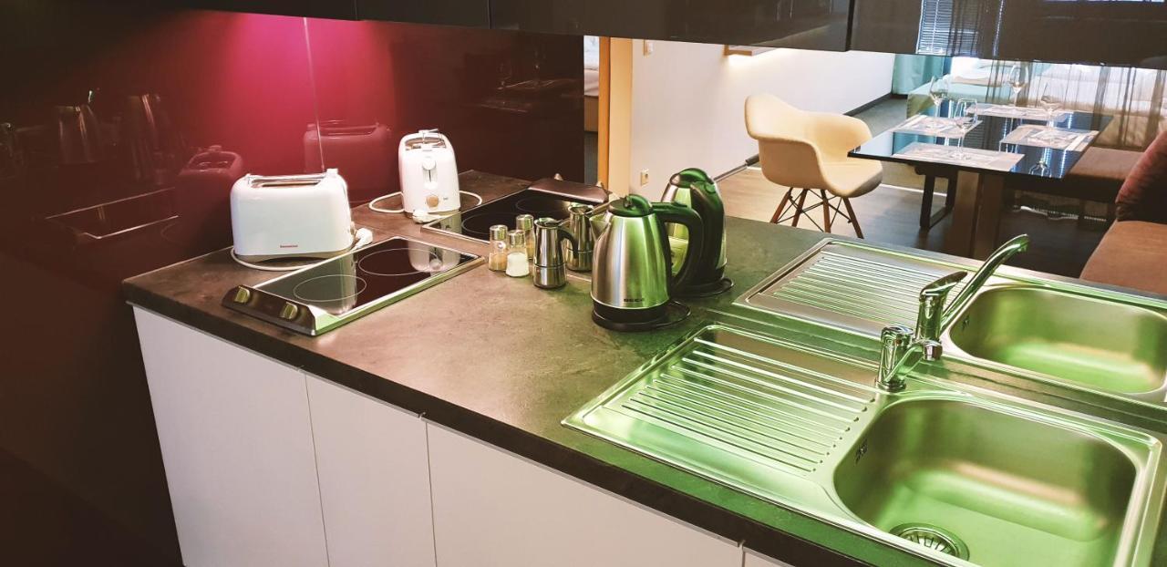 Orion Apartman Шарвар Екстер'єр фото