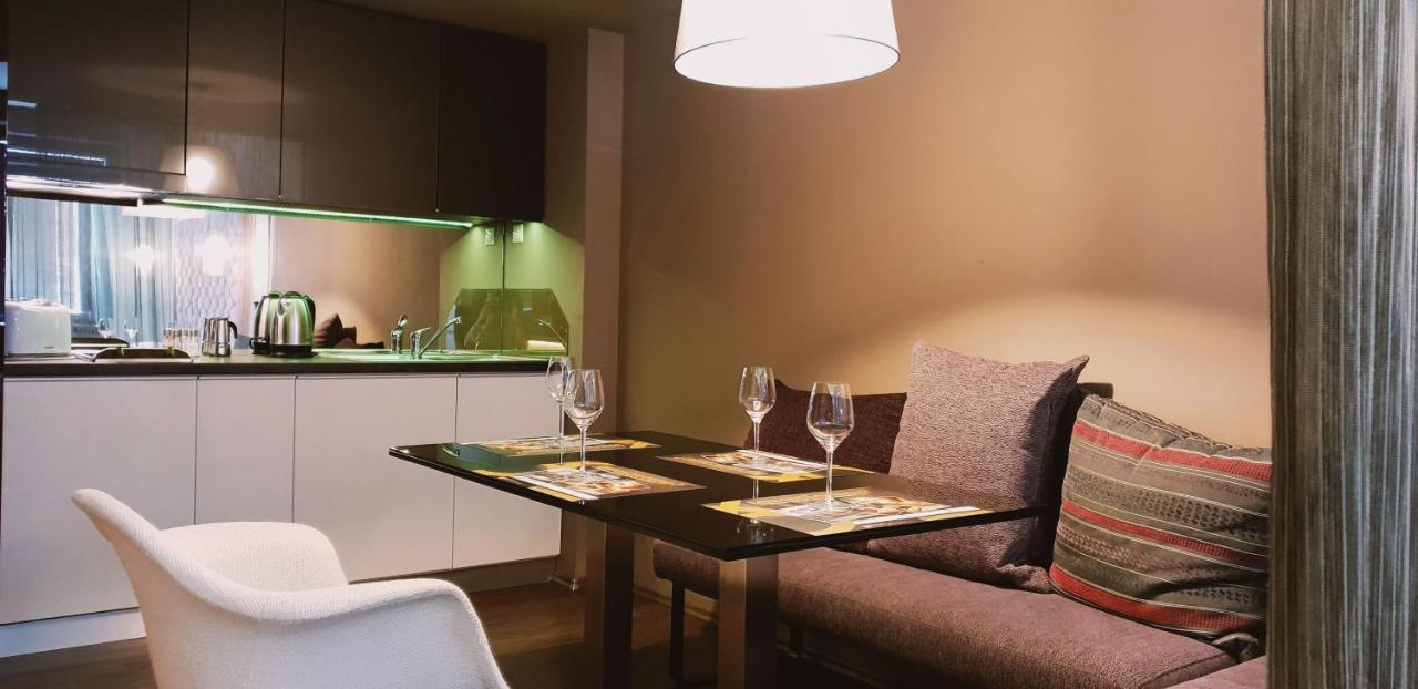 Orion Apartman Шарвар Екстер'єр фото